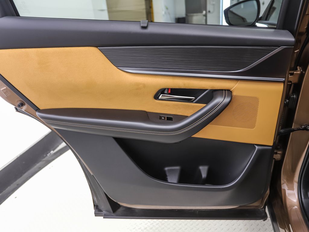 Thumbnail: 2025 Mazda CX-70 - 19