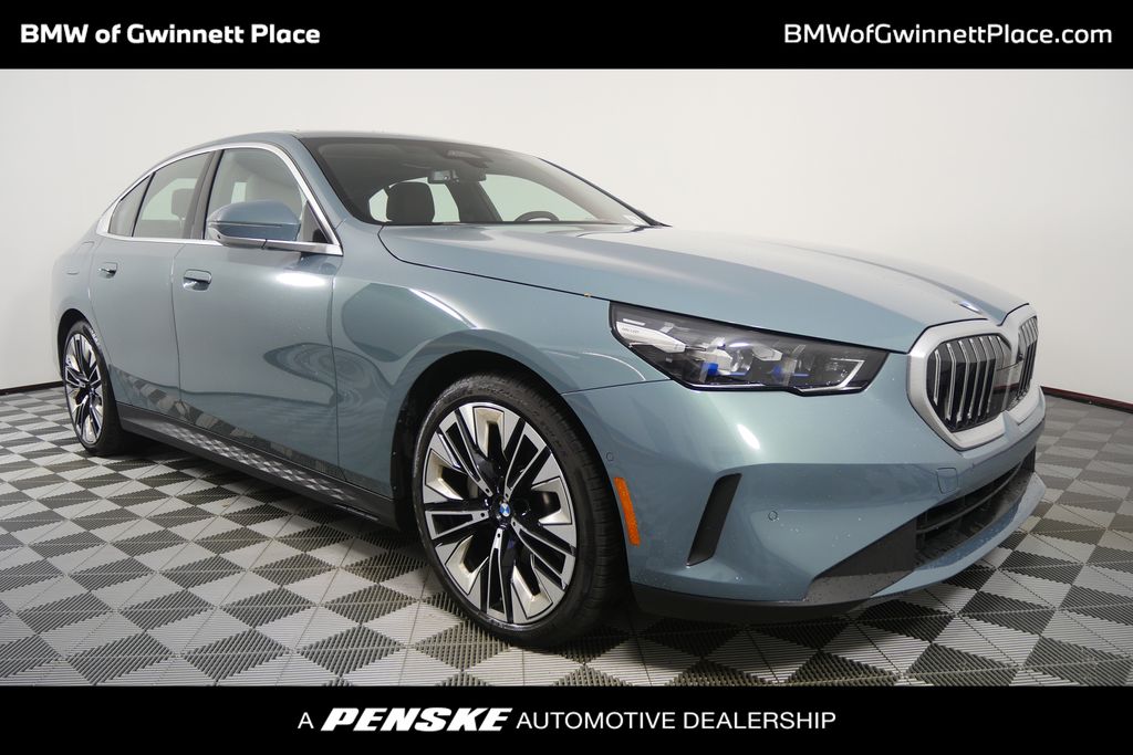 Thumbnail: 2025 BMW 5 Series - 1