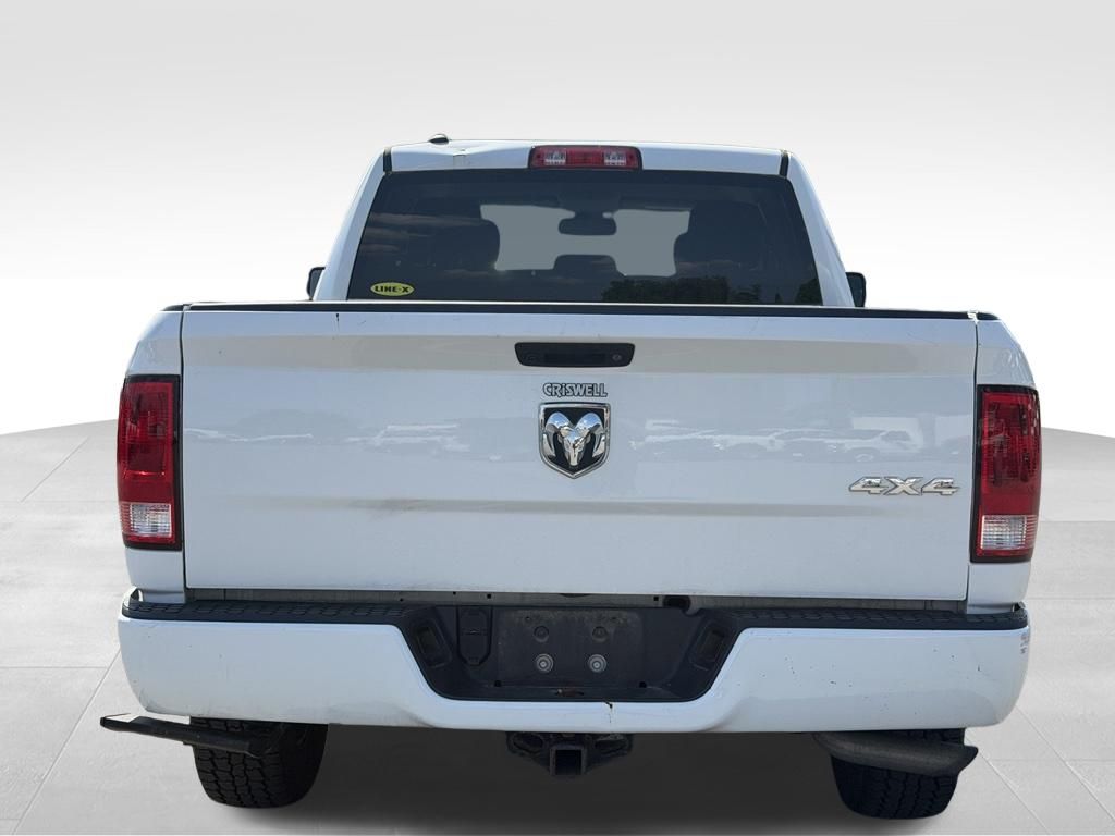 2018 Ram 1500 Express Quad Cab 4x4 6'4" Box