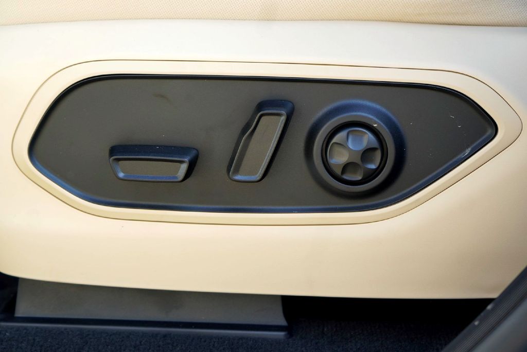 New Car 2025 Jeep Grand Cherokee  Limited For Sale Under $50,000 In Taylor, Texas