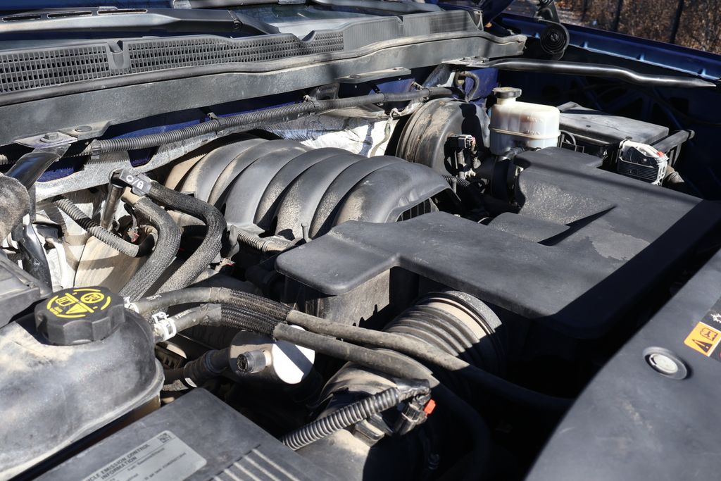 Thumbnail: 2014 Chevrolet Silverado 1500 - 14