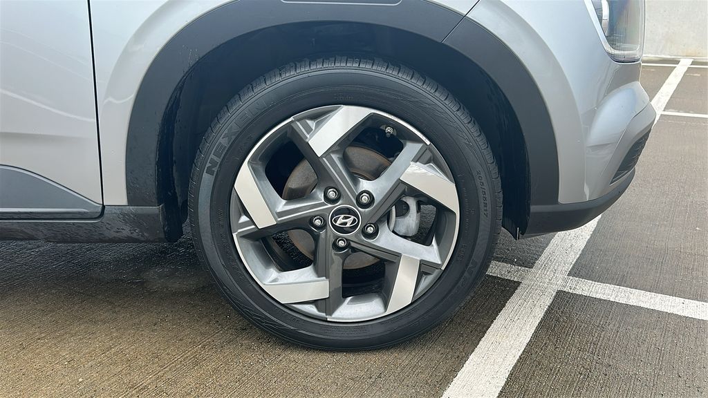 2024 Hyundai Venue SEL Silver at Baytown Hyundai