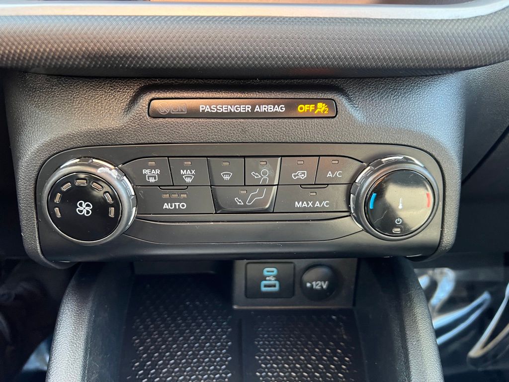 Thumbnail: 2022 Ford Bronco Sport - 27