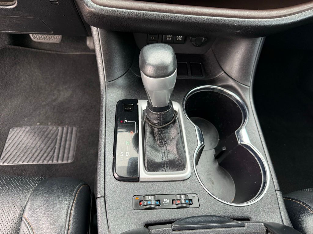 Thumbnail: 2018 Toyota Highlander - 20