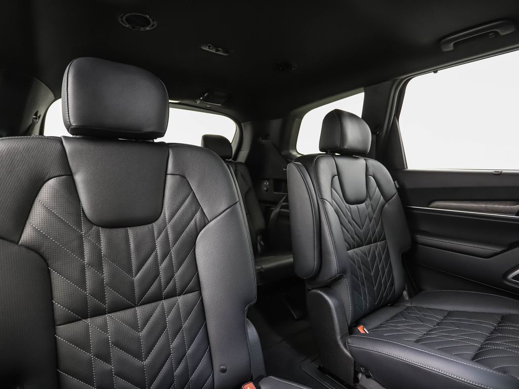 Thumbnail: 2023 Kia Telluride - 30