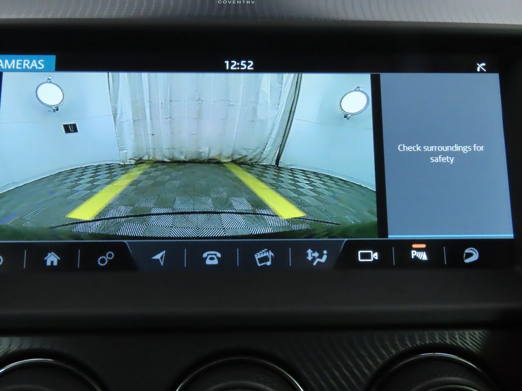 Thumbnail: 2022 Jaguar F-Type - 16