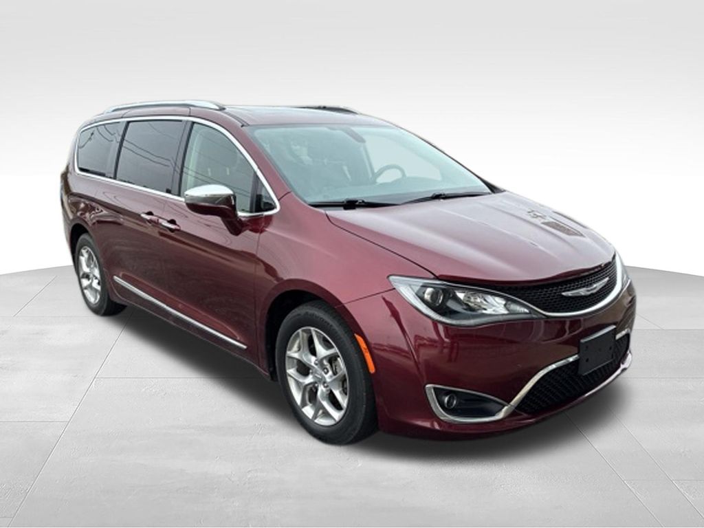 Velvet Red Pearlcoat 2018 Chrysler Pacifica Minivan Front-Wheel Drive 9-Speed Automatic