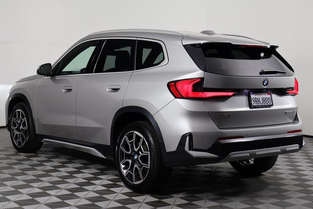 Thumbnail: 2025 BMW X1 - 6