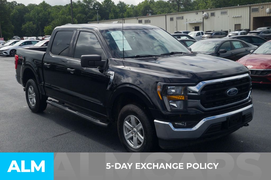 2023 Ford F-150 XLT photo 3