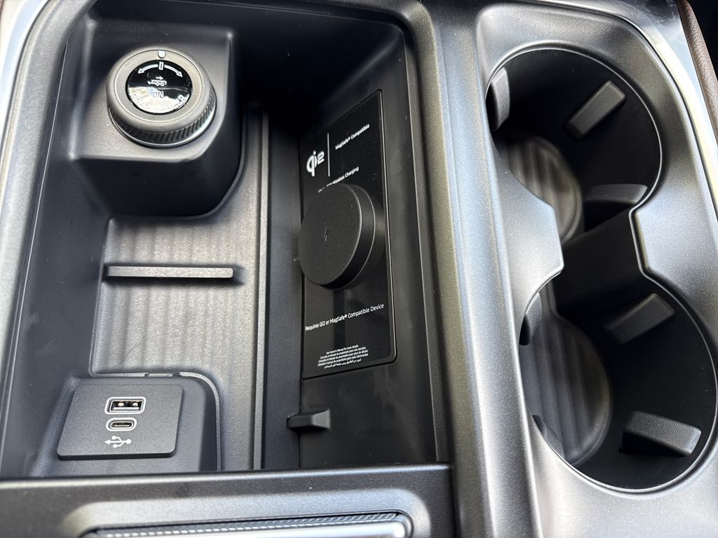 New 2027 White Ford King Ranch image 33