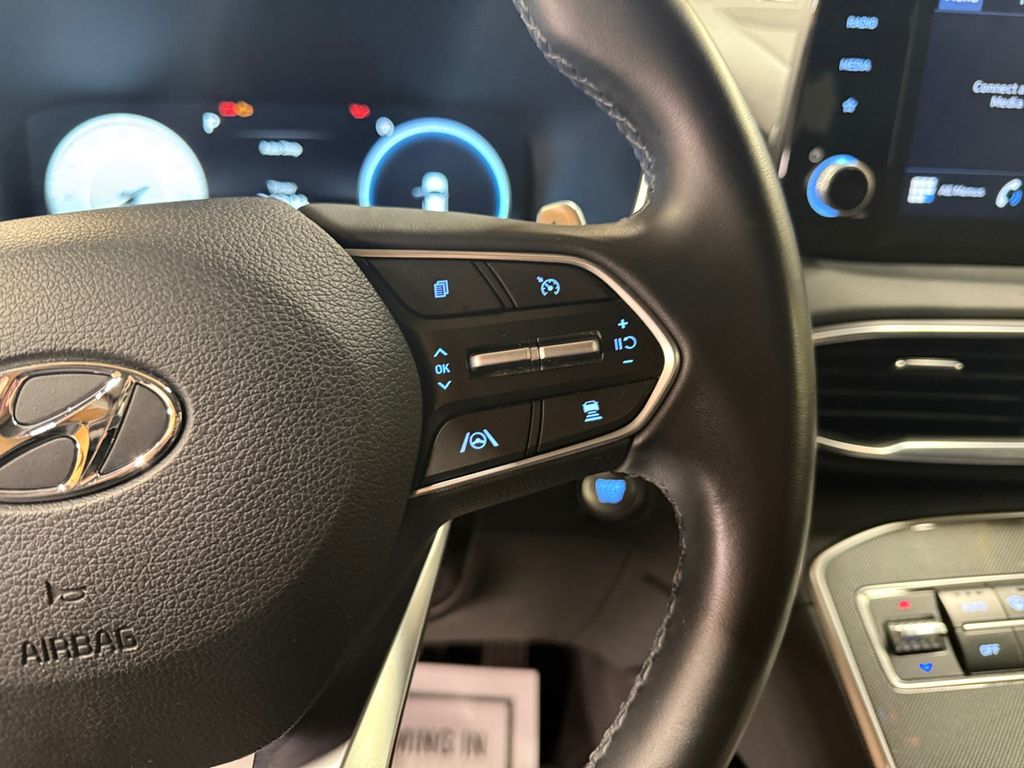 2022 Hyundai Santa Fe SEL photo