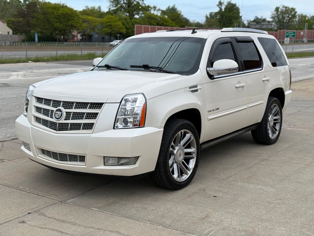 2012 Cadillac Escalade AWD Premium's photo