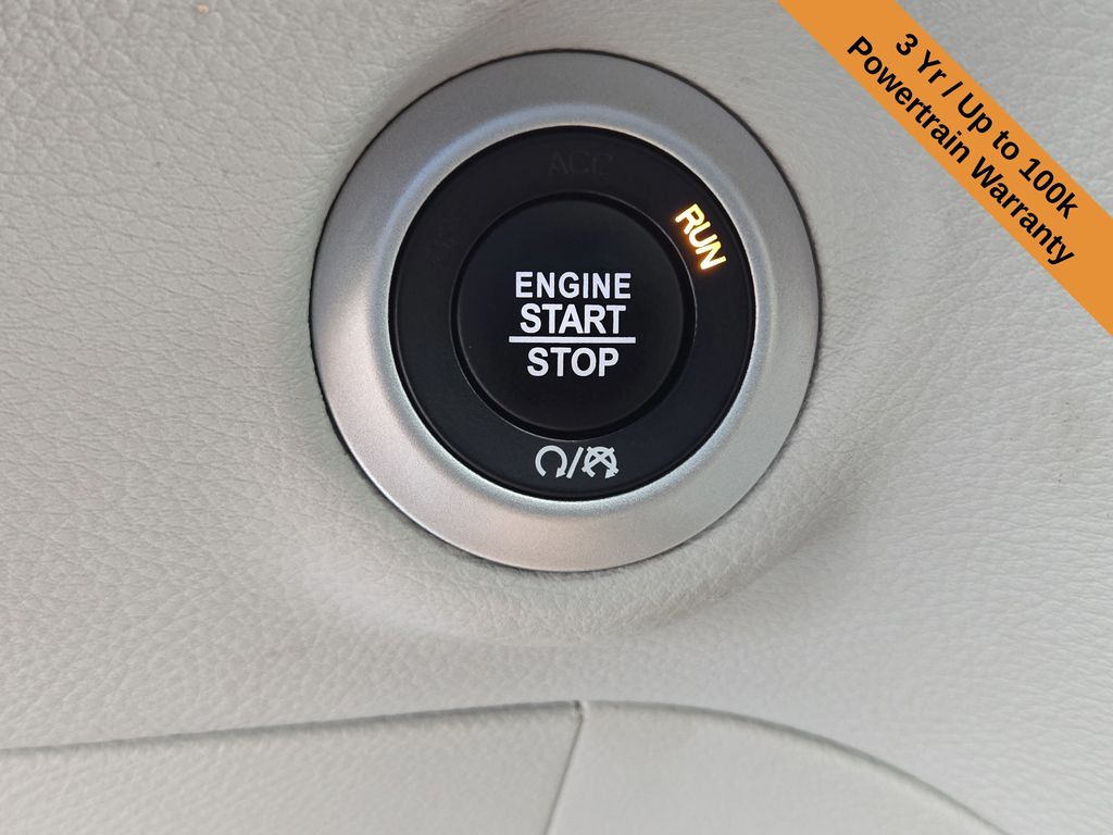 Used 2023 Chrysler Pacifica For Sale in Fort Wayne, IN
