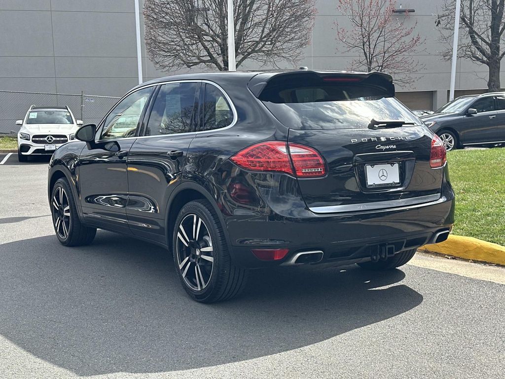 Thumbnail: 2014 Porsche Cayenne - 13