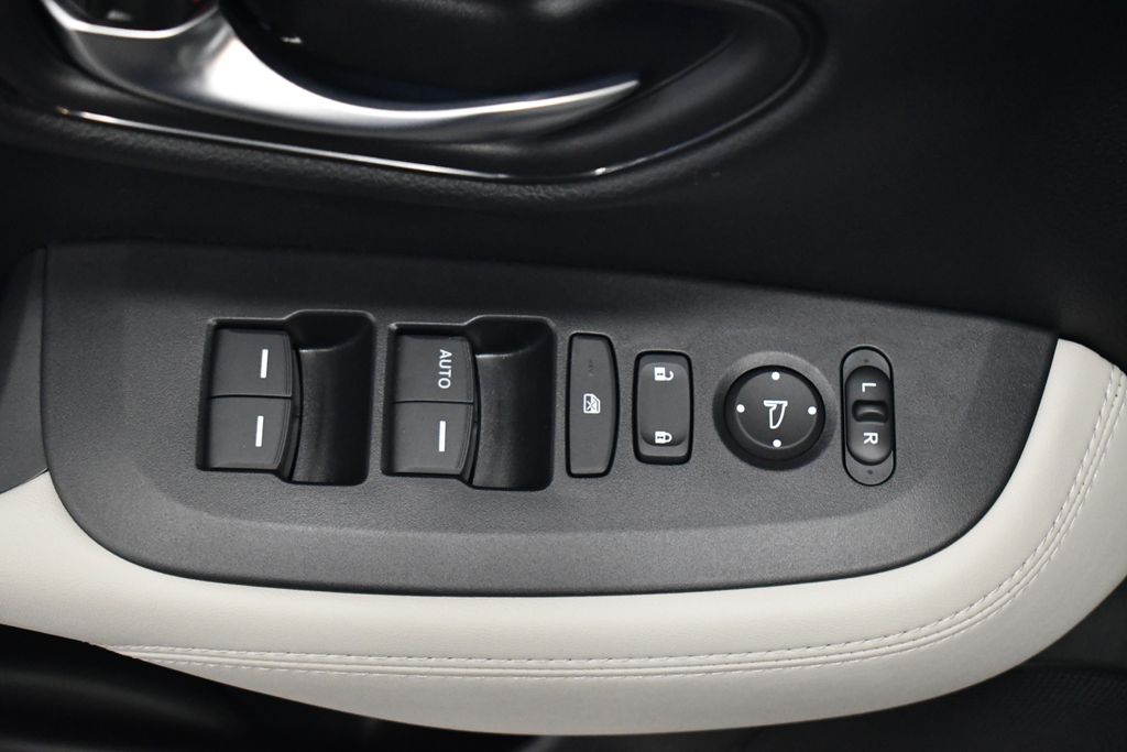 Thumbnail: 2026 Honda HR-V - 9