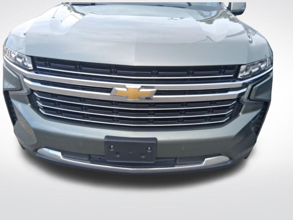 Used 2023 Green Chevrolet LT image 15