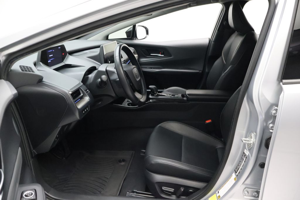 Thumbnail: 2024 Toyota Prius - 14