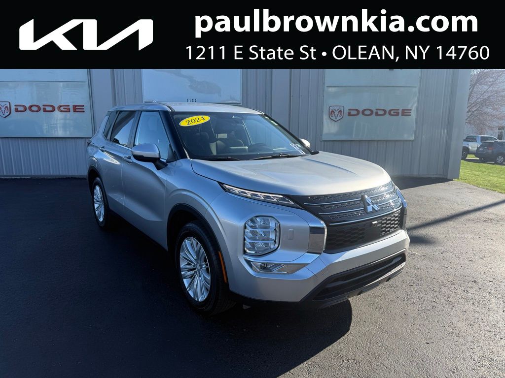 2024 Mitsubishi Outlander ES S-AWC