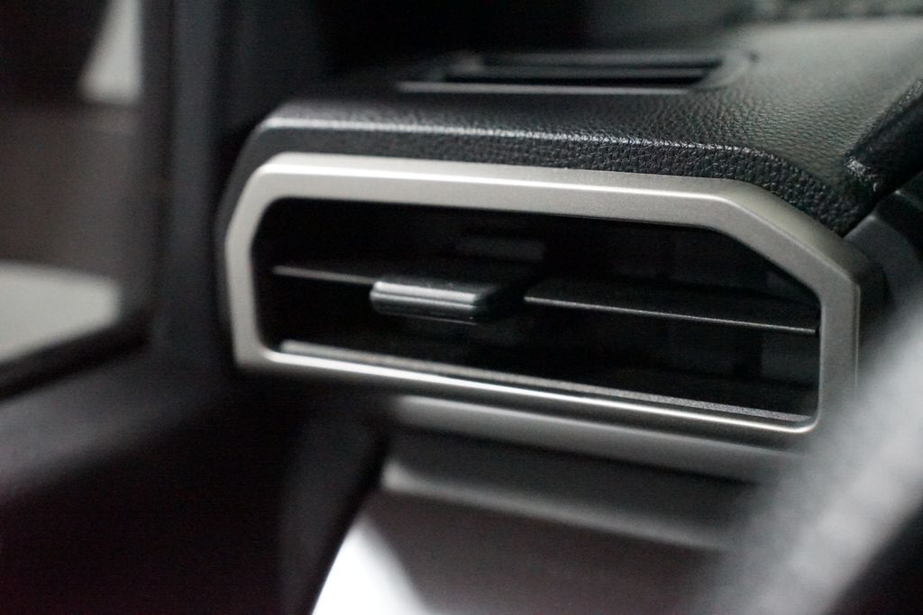 Thumbnail: 2024 Toyota Tacoma - 26