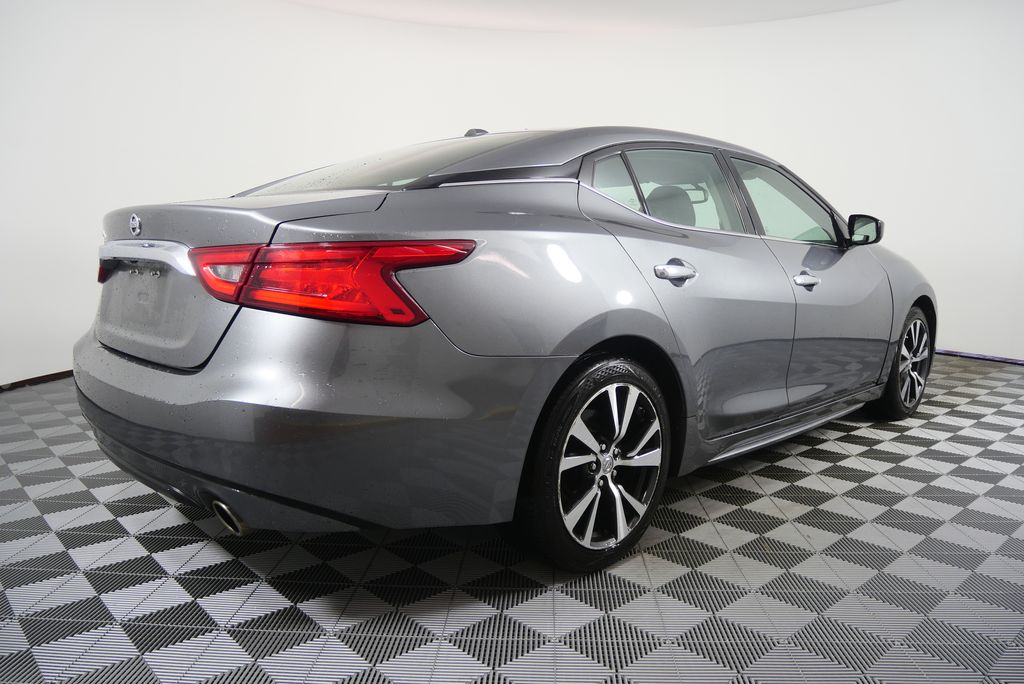 Thumbnail: 2016 Nissan Maxima - 3