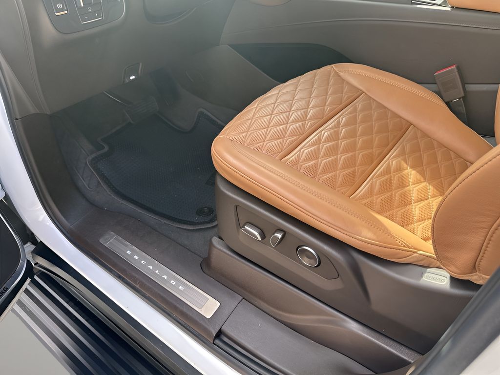 Used Car 2023 Cadillac Escalade Esv  Sport For Sale Under $80,000 In Austin, Texas