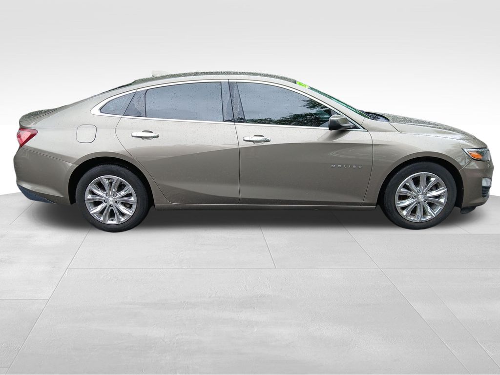 Used 2020 Gray Chevrolet LT image 7