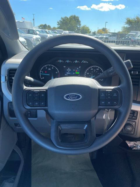 2025 Ford F-550 Chassis XL