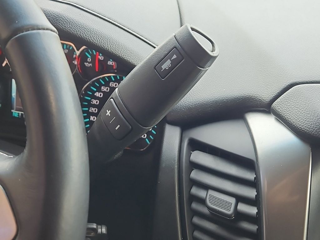 2019 Chevrolet Tahoe LS photo
