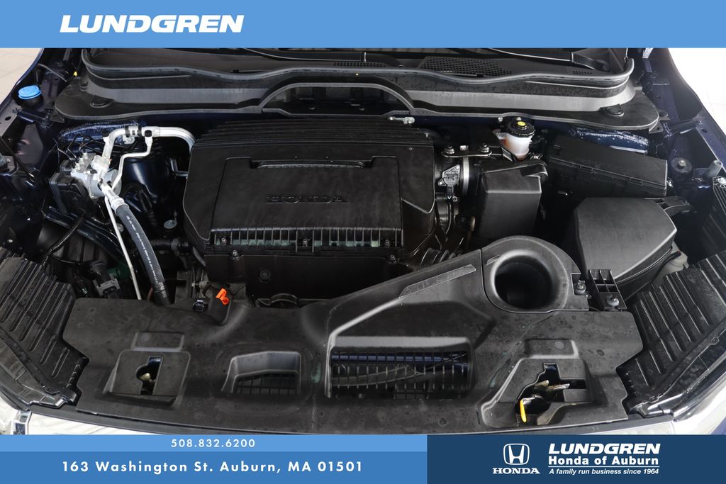 Used 2025 Honda Pilot SUV
