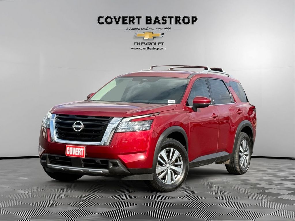 Used 2024 Nissan Pathfinder SL