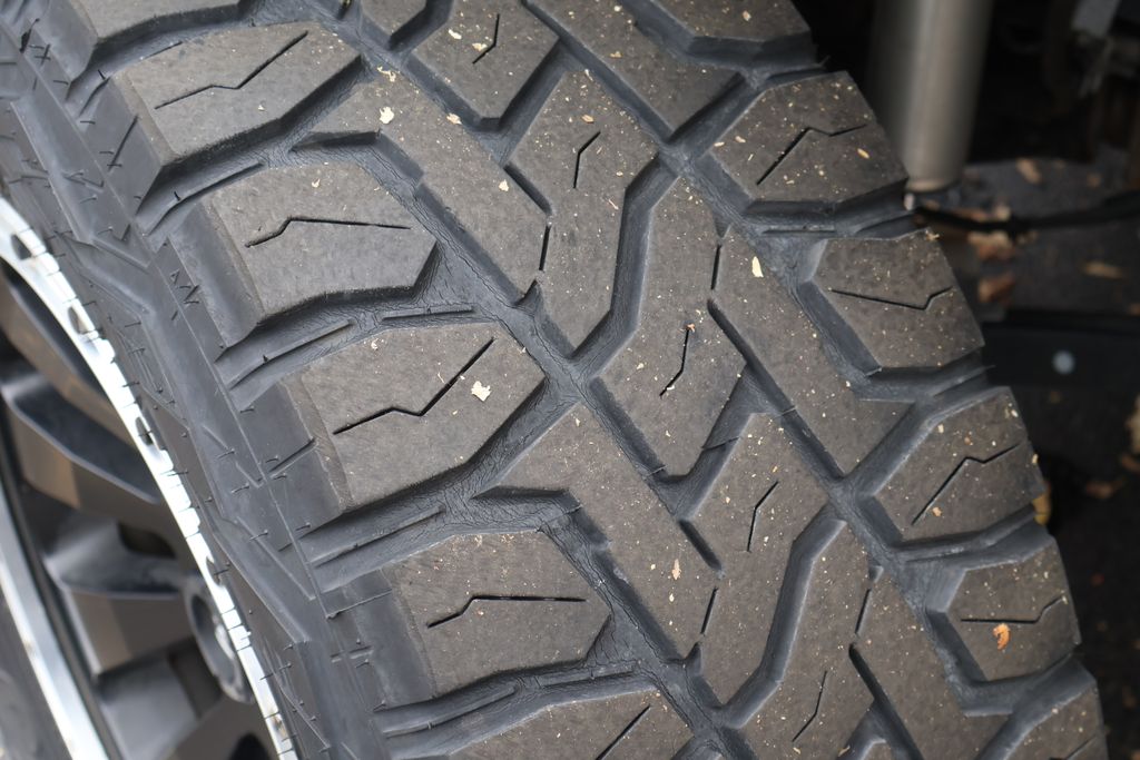 Thumbnail: 2019 Jeep Wrangler - 12