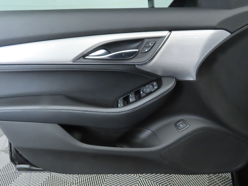 Thumbnail: 2022 Cadillac CT5 - 25