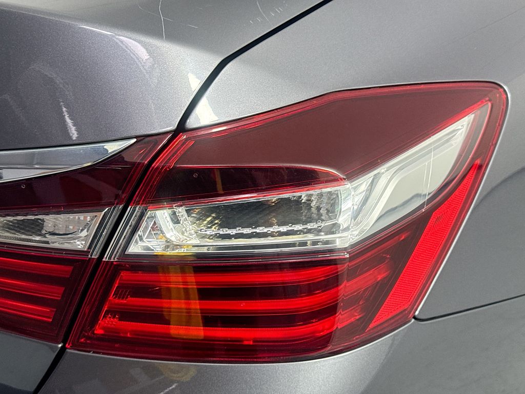 Used Car 2017 Honda Accord  Ex-l For Sale Under $12,000 In Austin, Texas