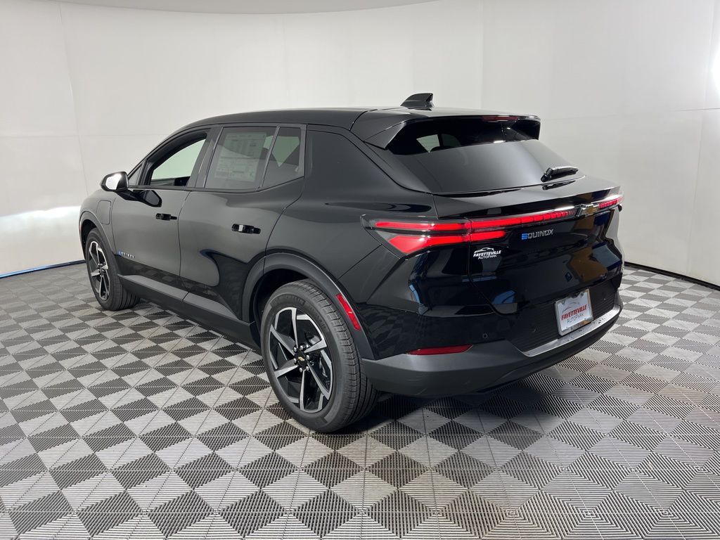 Thumbnail: 2026 Chevrolet Equinox - 3