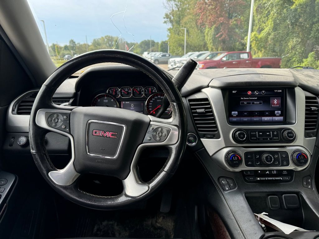 2015 GMC Yukon SLT 9