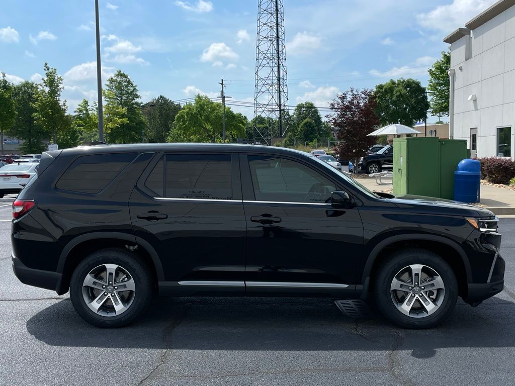 2025 Honda Pilot EX-L 7
