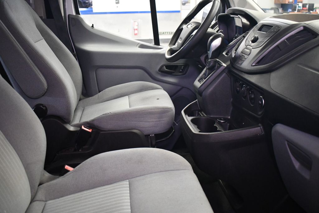 Thumbnail: 2016 Ford Transit Series - 27