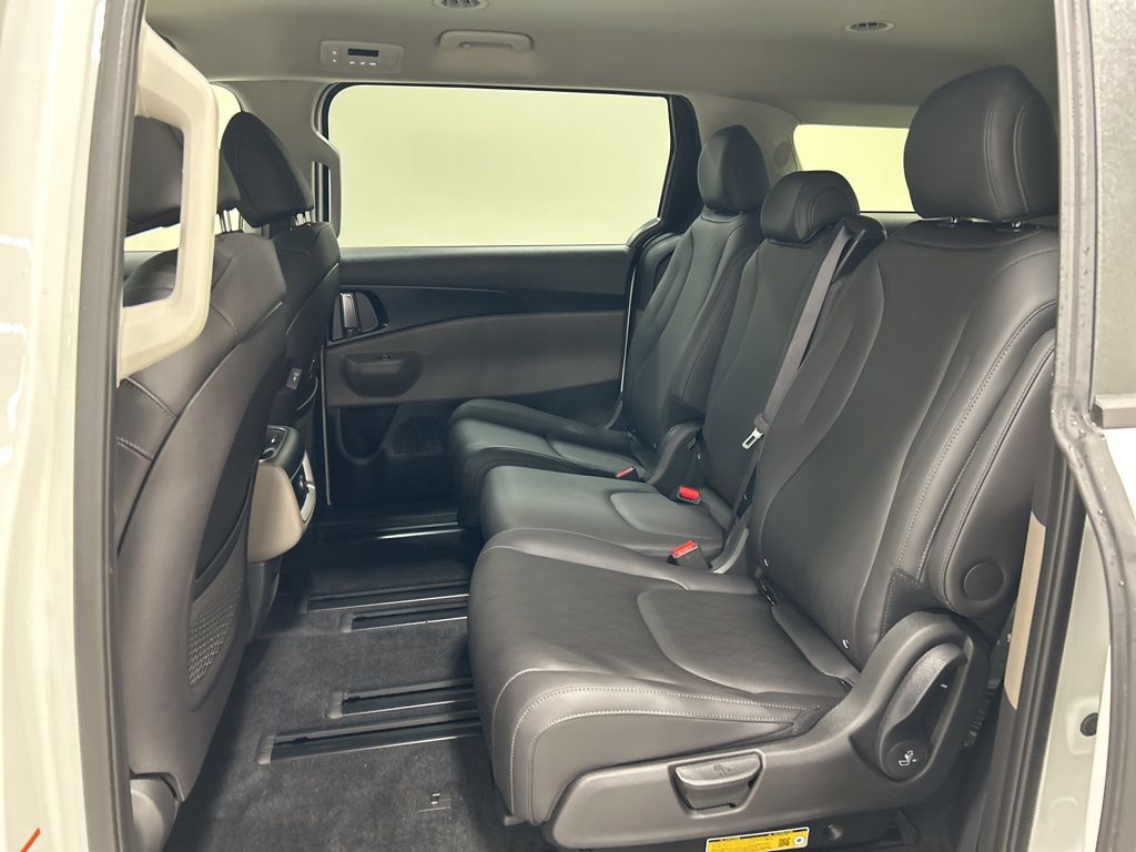 new 2026 Kia Carnival car, priced at $39,765