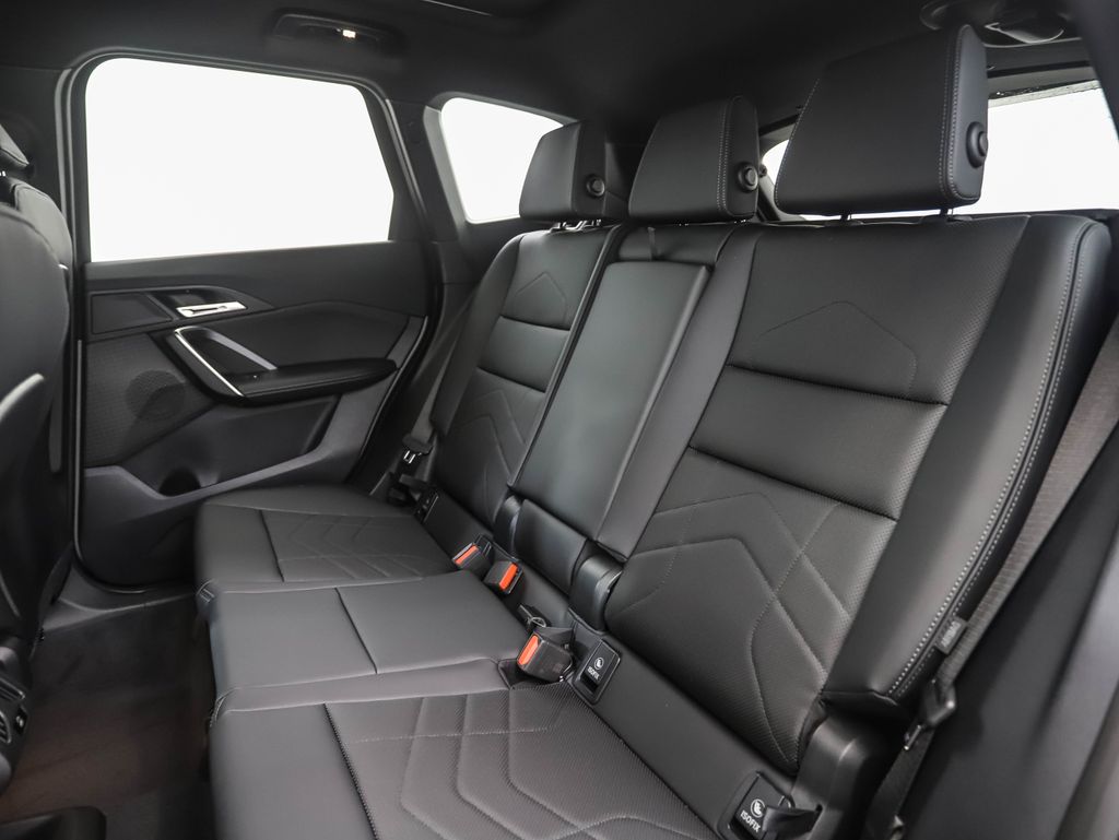 Thumbnail: 2026 BMW X1 - 22