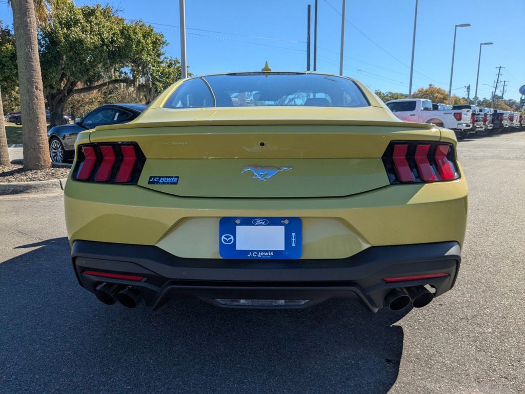 2025 Ford Mustang EcoBoost Premium Fastback