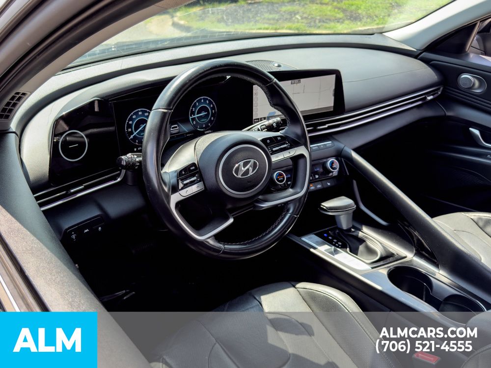 Used 2023 Black Hyundai Limited image 8