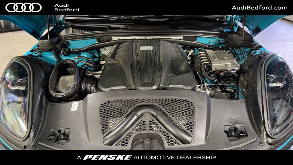 Thumbnail: 2020 Porsche Macan - 10