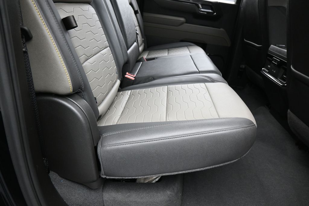 Used 2025 Black Chevrolet ZR2 image 49