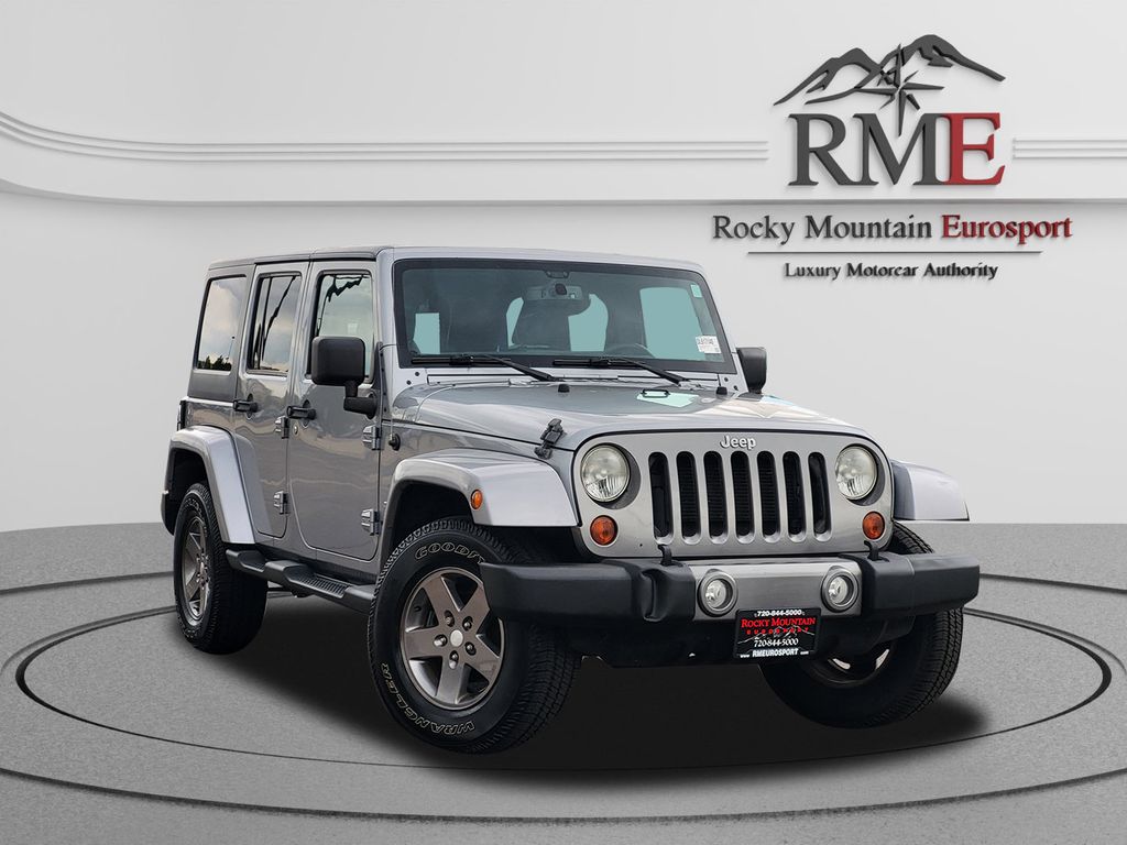 Billet Metallic Clearcoat 2013 Jeep Wrangler SUV / Crossover Four-Wheel Drive 6-Speed Manual