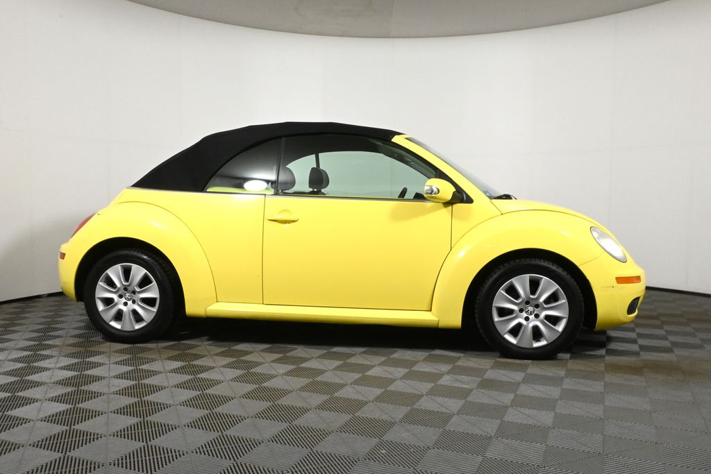 2008 Volkswagen Beetle S 9