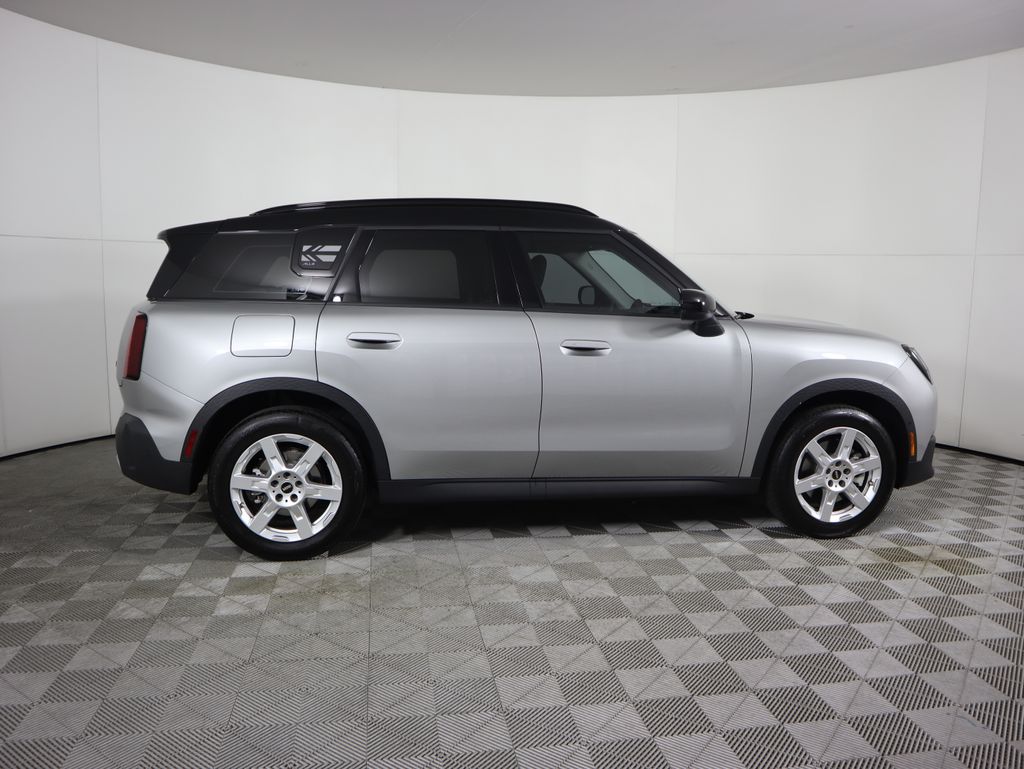 Thumbnail: 2025 MINI Cooper Countryman - 4