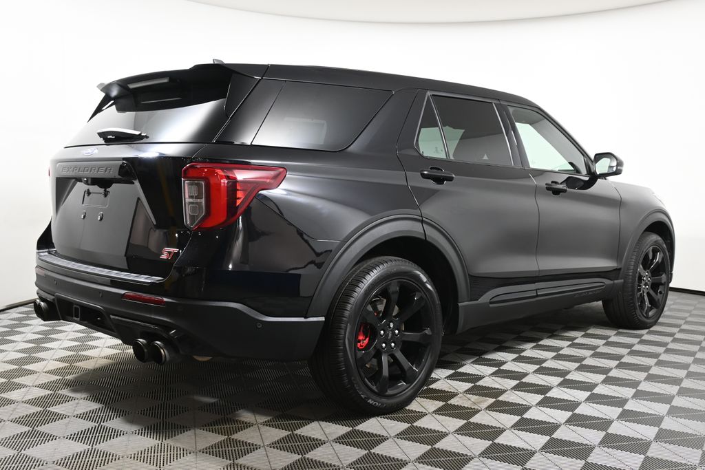 Thumbnail: 2022 Ford Explorer - 7