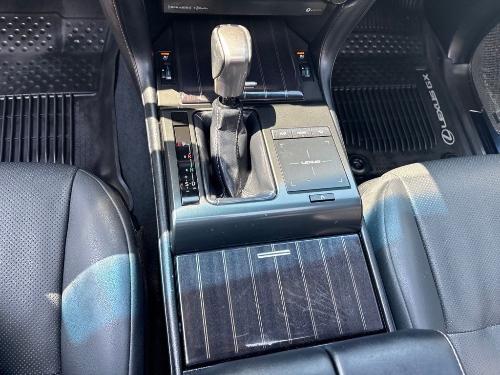 Thumbnail: 2023 Lexus GX - 16