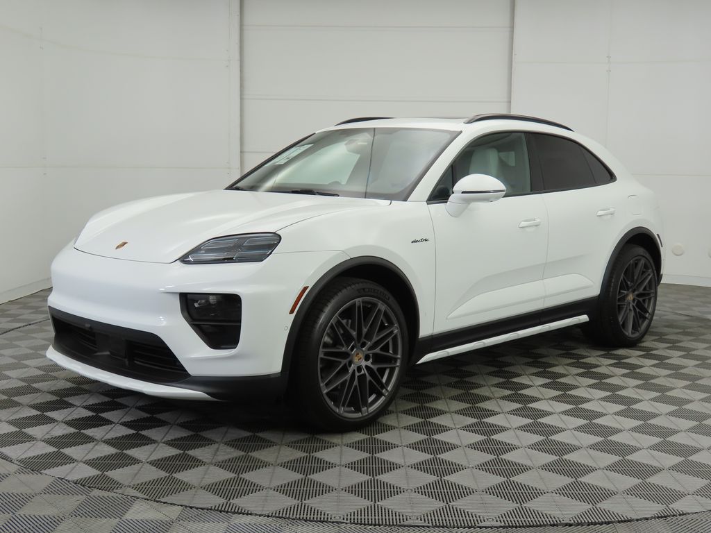 Thumbnail: 2025 Porsche Macan - 1