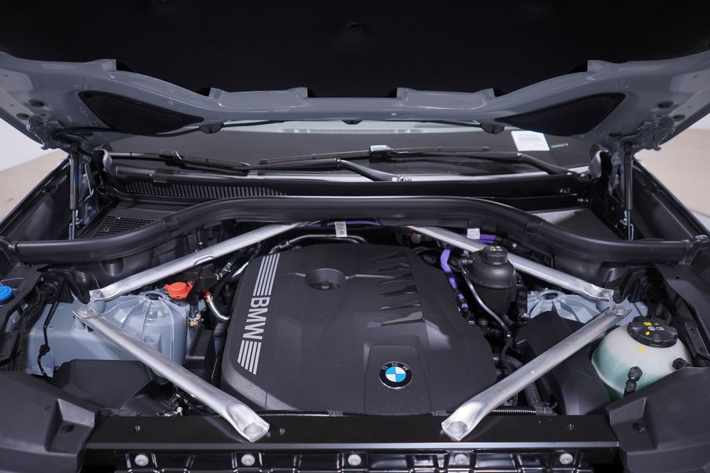 2026 BMW X5 sDrive40i 14